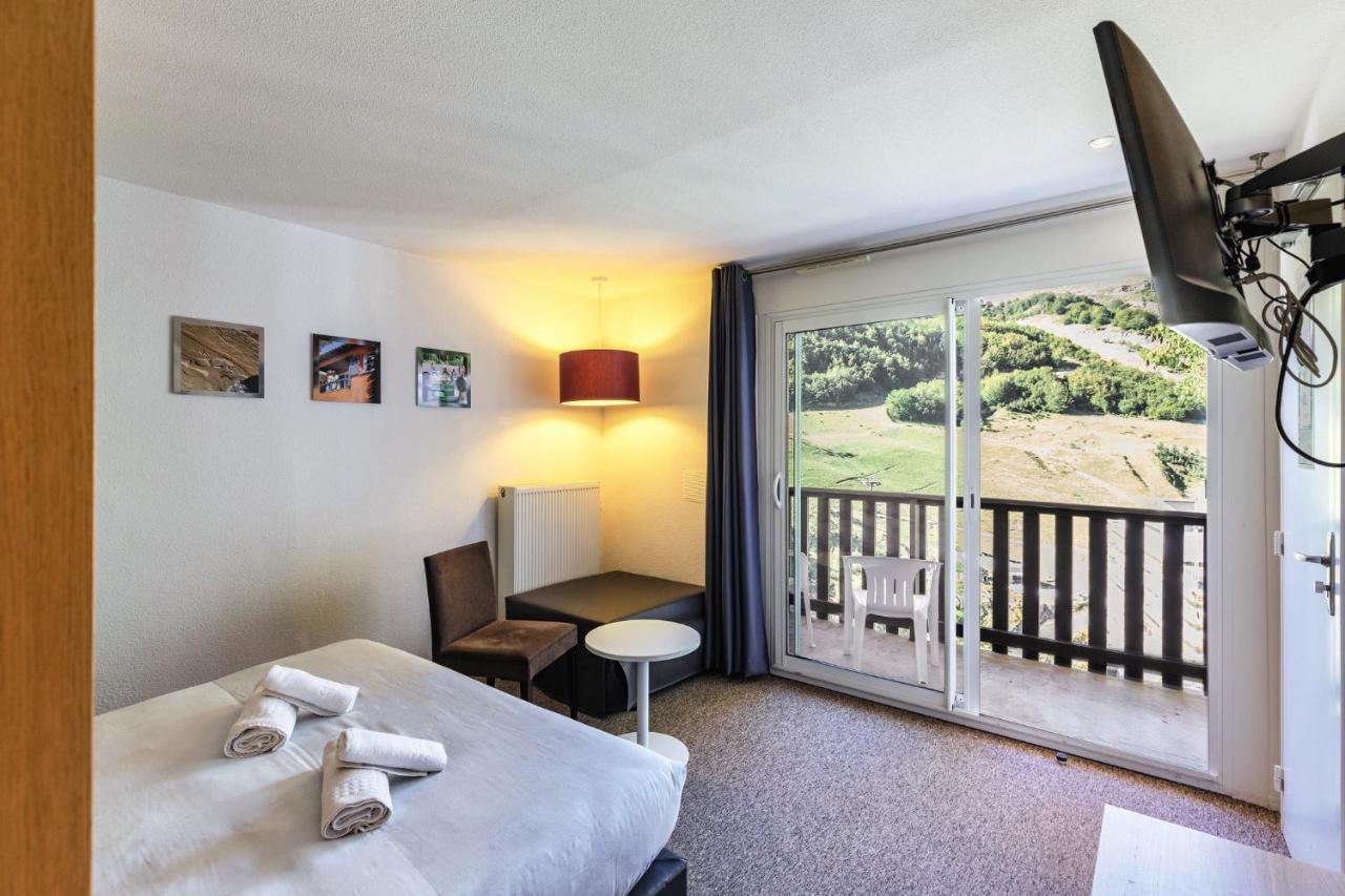 Belambra Clubs Gourette - Lou Sarri Hotel Bagian luar foto